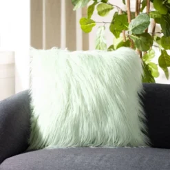 Caelie Faux Fur Pillow - Mint - 20" X 20" - Safavieh
