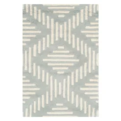 Becky Geometric Tufted Accent Rug - Safavieh -Safavieh GUEST 15f815bb f04e 4035 8557 a563956fe0bf