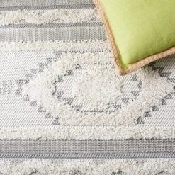 Cottage COT206 Power Loomed Indoor/Outdoor Area Rug - Safavieh -Safavieh GUEST 1c260cf0 eb6c 4644 8527 f6254c15bfe7