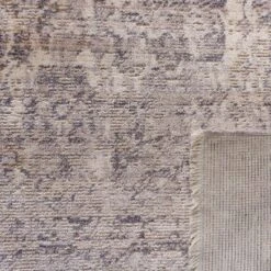 Kristie Floral Loomed Rug - Safavieh -Safavieh GUEST 1f3f315b 88f6 47d9 81c0 b4afda6f3217