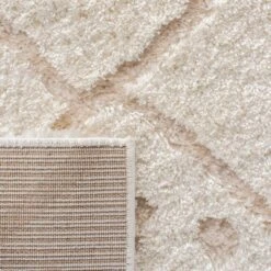 Tisha Shapes Loomed Rug - Safavieh -Safavieh GUEST 27f85ab9 8a6e 4275 bb26 4d8c720c4872