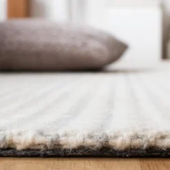 Marbella MRB319 Hand Woven Area Rug - Safavieh -Safavieh GUEST 3b89559b c10e 4a06 9617 bf9d06b09836