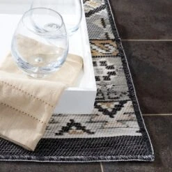 Sunrise SUN629 Flat Weave Area Rug - Safavieh -Safavieh GUEST 45b1e800 da52 4d1d bd1a 3af0a5b922bd