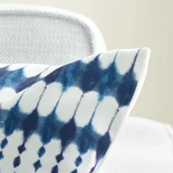 Indoor/Outdoor Kenza Pillow - Navy/White - 18" X 18" - Safavieh -Safavieh GUEST 47291621 da7d 441d 8674 14228cf0805b