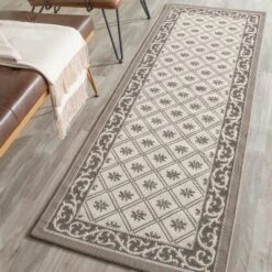 Courtyard CY7427 Power Loomed Indoor/Outdoor Area Rug - Safavieh