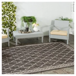 Brielle Outdoor Rug - Black / Beige - Safavieh -Safavieh GUEST 5712a9a4 06b5 4685 af51 d2e170524142