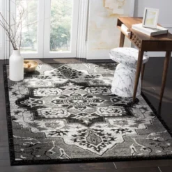Nilda Medallion Light Area Rug - Safavieh -Safavieh GUEST 73e74cde 7e51 4413 aecf 4fcd69d27b31