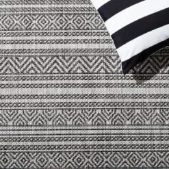 Courtyard CY8866 Power Loomed Indoor/Outdoor Area Rug - Safavieh -Safavieh GUEST 903d612d e875 4de0 9367 64c6ef9a3adc