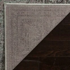 Izzy Vintage Rug - Safavieh -Safavieh GUEST 9b80f4f0 f99a 4321 8ade b49515b5e41e