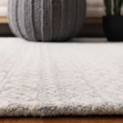 Micro-Loop MLP502 Hand Tufted Area Rug - Safavieh -Safavieh GUEST abd7197d 18c4 4d2f bb74 948eb90c2aa0