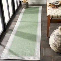 Bermuda BMU886 Machine Washable UV Resistant Stain Resistant Non-Shedding Power Loomed Indoor/Outdoor Rugs - Safavieh
