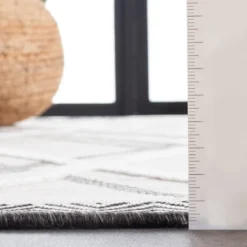 Cabana CBN416 Power Loomed UV Resistant Indoor/Outdoor Rugs - Safavieh -Safavieh GUEST bad3e78a e0f7 4e56 a517 779c6b915ee4