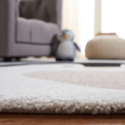 Carousel Kids CRK132 Power Loomed Area Rug - Safavieh -Safavieh GUEST d44f03a9 b906 40b3 a5a2 1300ebfd4456