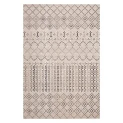 Sharron Geometric Design Area Rug - Safavieh -Safavieh GUEST e4d8f1b9 3529 4cae b2bf bcfad7fa74c9