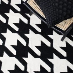 Madaket Dhurrie Rug - Safavieh -Safavieh GUEST eb9aba96 bdf5 496b a721 5e9e2d5e109d