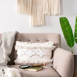 Marlin Pillow - White - 12" X 20" - Safavieh