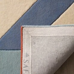 4'x6' Ivory Geometric Tufted Accent Rug - Safavieh -Safavieh GUEST ef4f99da a6e9 4a57 9ed8 2f17454c6e4d