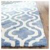 Hailie Quatrefoil Design Area Rug - Safavieh -Safavieh GUEST f4562013 50cf 4700 89c7 10c6de6a9f32