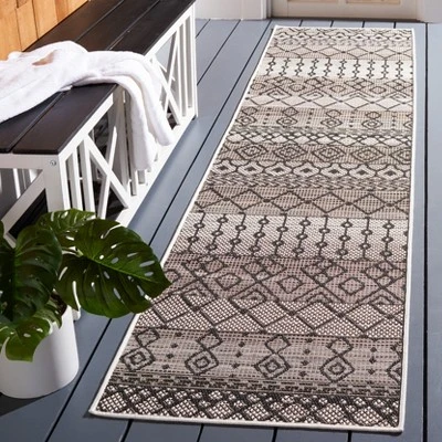 Havana HAV301 Power Loomed Indoor/Outdoor Area Rug - Safavieh 4 Havana HAV301 Power Loomed Indoor/Outdoor Area Rug - Safavieh - Image 2